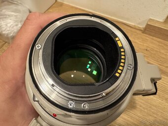 Canon ef 200mm f/2L is usm - 12