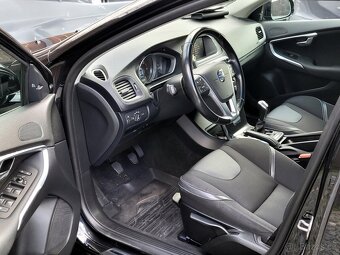 Volvo V40, 2,0 D3 POLESTAR Kinetic SERV.KNÍŽKA - 12