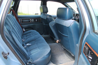 1992 Oldsmobile Custom Cruiser 5.0 V8 - 12