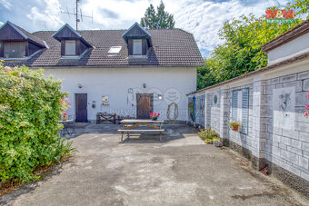 Prodej obchodního objektu, 112 m², s bytem 4+1 v Svéradice - 12