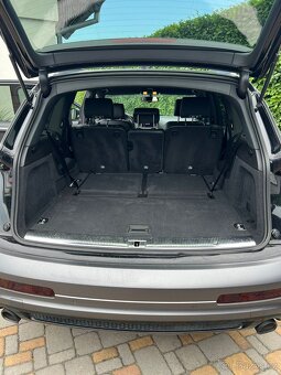 Audi Q7 S-line, 21 kola, druhý majitel - 12