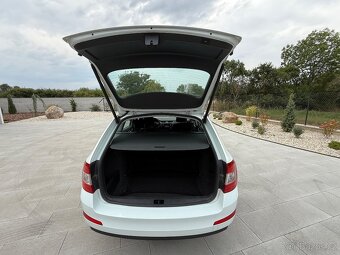 Škoda Octavia Combi 1,6 TDi 4x4 81kW - 12