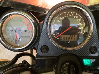 Suzuki SV 650 N - 12