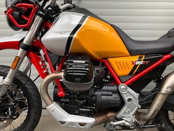 Moto Guzzi V 85TT ABS, LED, KUFR, Euro 5 - 12
