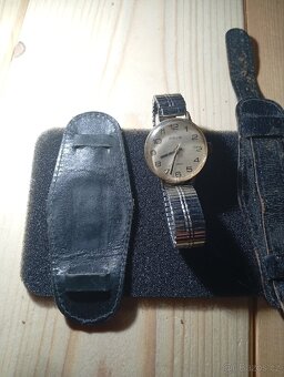 Prim hodinky +řemínky - 12