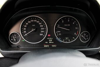 BMW Rad 3 Touring 320d A/T 135kW - 12
