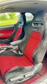 Honda Civic Type R Championship White + LSD - 12
