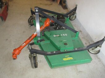Malotraktor kolový GOLDONI s radlicí a 2 mulčovači - 12