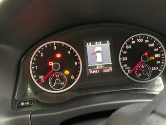 Volkswagen Tiguan - 12