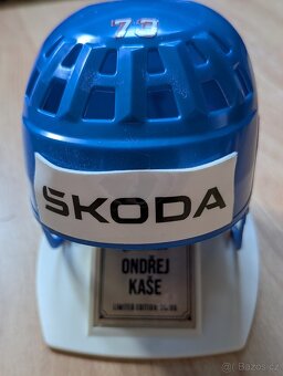 Hokejové dresy a artefakty všeho druhu - 12