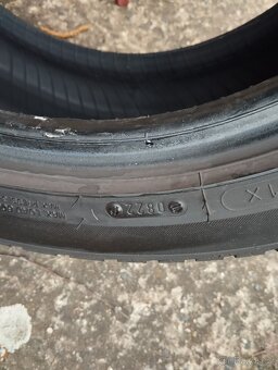 Pneu 215/45 r16 - 12