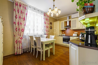 Prodej rodinného domu, 129 m², Karlovy Vary, ul. Žitná - 12