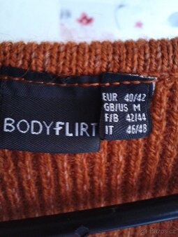 Krásné pletená šaty 40/44 - 12