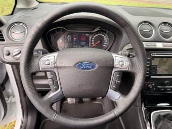 FORD S-max 2,2TDCi 200PS 7míst,panorama,keyless - 12