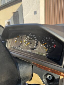 Mercedes Benz W124 320CE - 12