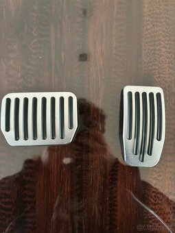 Tesla lednice y a různé věci lednice sleva - 12