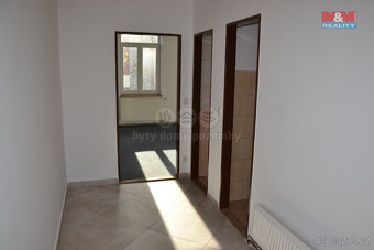 Prodej bytu 1+1, 56 m², Červený Kostelec, hlavní náměstí - 12