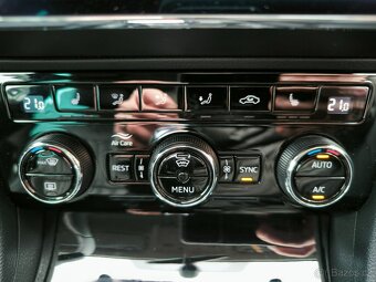 Škoda Superb Combi 2.0 TDi 140kw 4x4 DSG Laurin & Klement - 12