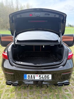 Mercedes-Benz E400 4MATIC - 12