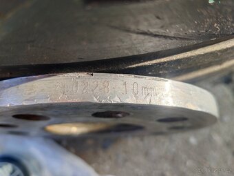 Alu kola 225/40 r18 - 12