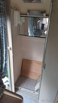karavan na stání - 12
