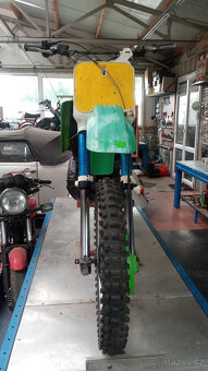 Kawasaki kx 500 - 12
