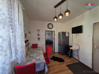 Prodej rodinného domu, 188 m², Králův Dvůr, ul. 5. května - 12