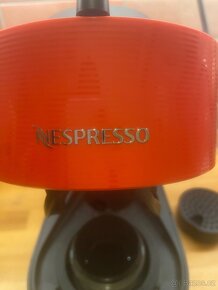 Kávovar nespresso Vertuo POP - makově matně červený - 12