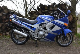 Kawasaki ZZR 600 - AKCE - 12