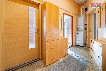Prodej bytu 3+1, 60 m², Cheb, ul. Mánesova - 12