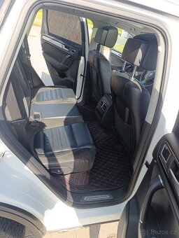Toureg R-Line - 12