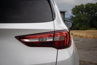 Opel Grandland X 1.2 TURBO S&S Selection - 12