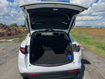 Alfa Romeo Stelvio 2.0T Q4 / 206kW, 4x4 - Zlevněno - 12