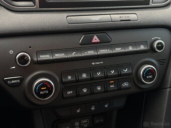 Kia Sportage 1.7 CRDi 85kW ČR původ, navigace, Cebia - 12