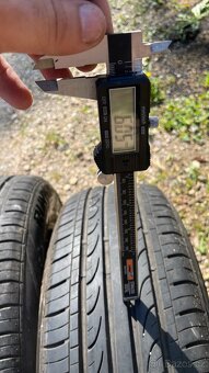 Pneu 185/65 R15 T a 185/65 R15 88H - 12