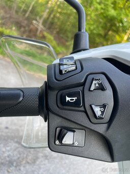 Honda SH 125i ABS - 12