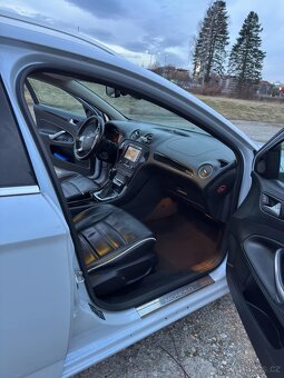 Ford Mondeo Combi - 12