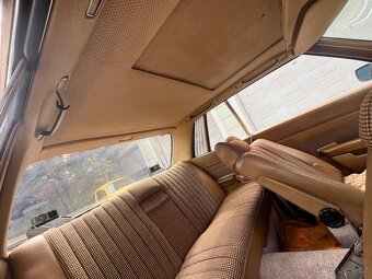 MERCEDES BENZ W107 350SLC MANUÁL - 12