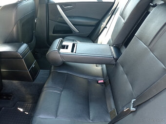 BMW X3 2.0d 130kW/4x4/M-Paket - 12