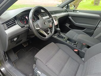 Volkswagen Passat 2,0 TDI 140kw, nezávislé, matrix atd - 12