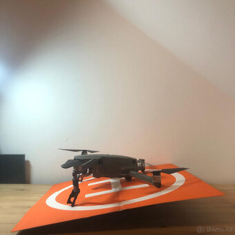 DJI Mavic 2 Zoom Fly More Combo - 12