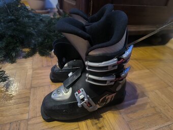 Lyže 100 a boty 33 - 12