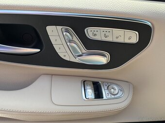 Mercedes-Benz Třídy V 300 d 4MATIC EXCLUSIVE/AMG/L - 12