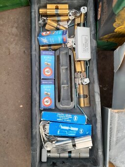 Kliky zámky fabky kování - 12