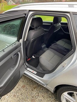 Audi a4b7 avant 2.0 tdi 125kw s-line - 12