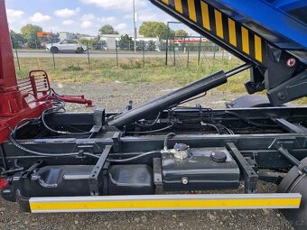 Iveco daily kontejner + hydraulická ruka - 12