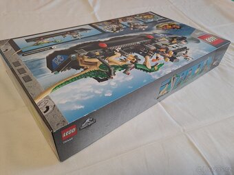 Jurassic World 76942 Útěk Baryonyxe z lodě - 12