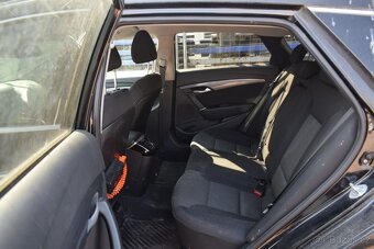 Hyundai i40 1.7CRDi/2013/ČR/2MAJ/ČTĚTE/ - 12