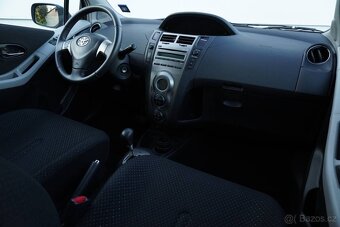Toyota Yaris 1.3 AUTOMAT - 12