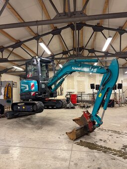 Pásový bagr Sunward SWE35UF - 12